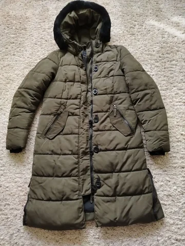 Пуховик рост 164 цвет хаки в идеальном состоянии - частное объявление в Саратов