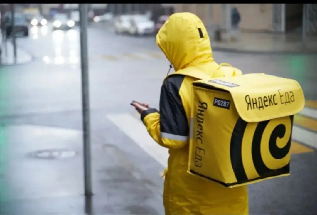Набор курьеров Яндекс Еда с бонусами за выполнение заказов - Курьерская служба (Работа) в Саратов