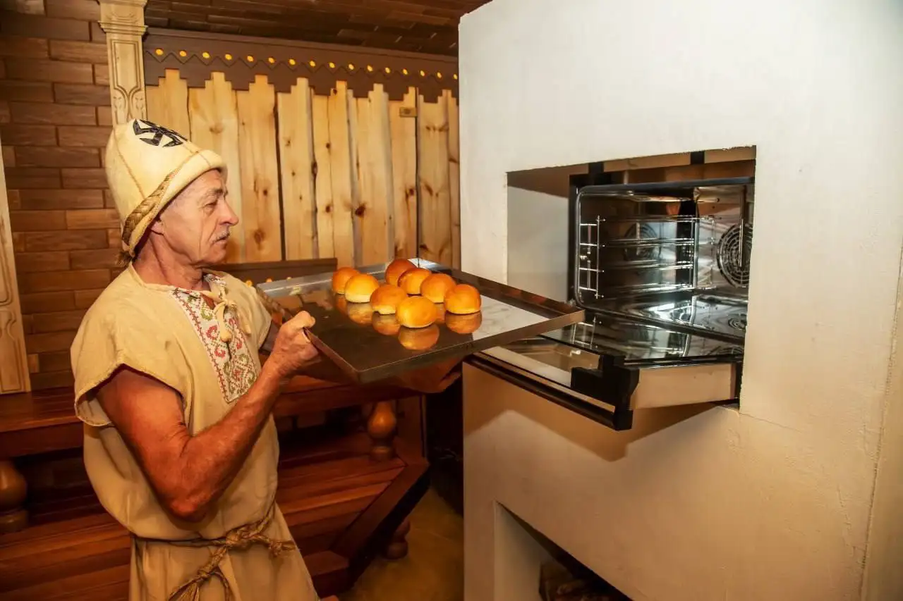 Зимняя поездка в Хвалынск с горными лыжами, сноубордами и термами - Туры и путешествия (Хобби и отдых) в Хвалынск