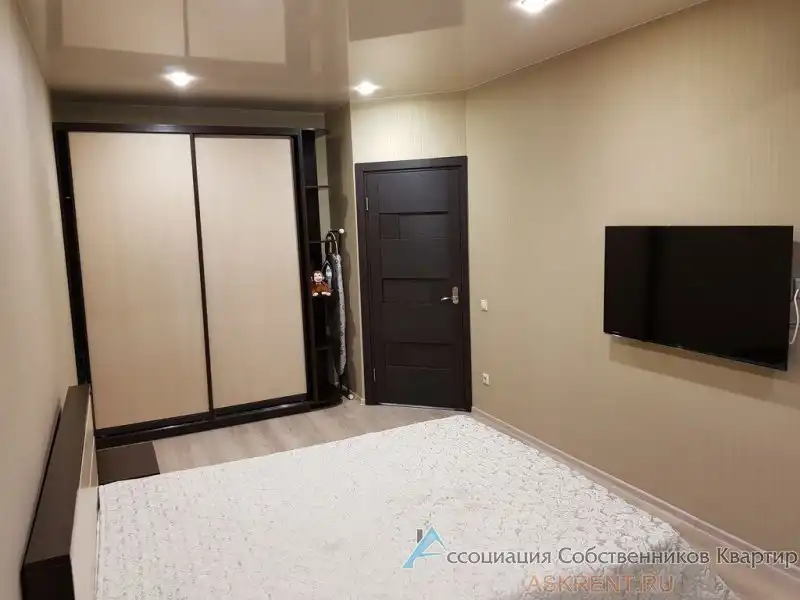 1-комнатная квартира посуточно на улице Татарстан, 11 - Аренда посуточно (Недвижимость) в Казань