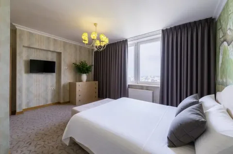 3-комнатная квартира посуточно в Вахитовском районе - Недвижимость в Казань