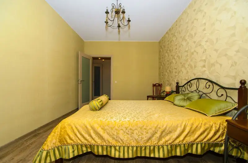 2-комнатная квартира посуточно в Ново-Савиновском районе - Аренда квартир (Недвижимость) в Казань