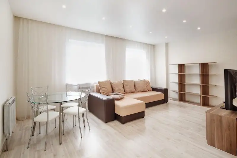 Аренда 2-комнатной квартиры посуточно в Ново-Савиновском районе - Аренда жилья (Недвижимость) в Казань