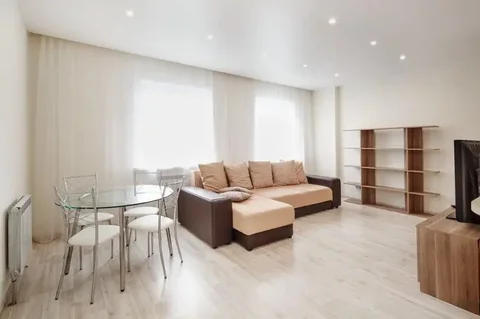 Аренда 2-комнатной квартиры посуточно в Ново-Савиновском районе - Аренда комнаты в Казань