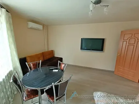 2-комнатная квартира посуточно на улице Бигичева - Аренда квартир посуточно в Казань