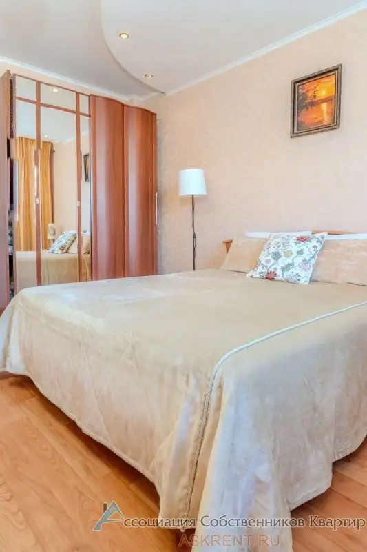 3-комнатная квартира посуточно на улице Академика Губкина - Аренда квартир (Недвижимость) в Казань