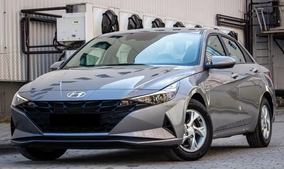 Hyundai Elantra 2.0 л 159 л.с.