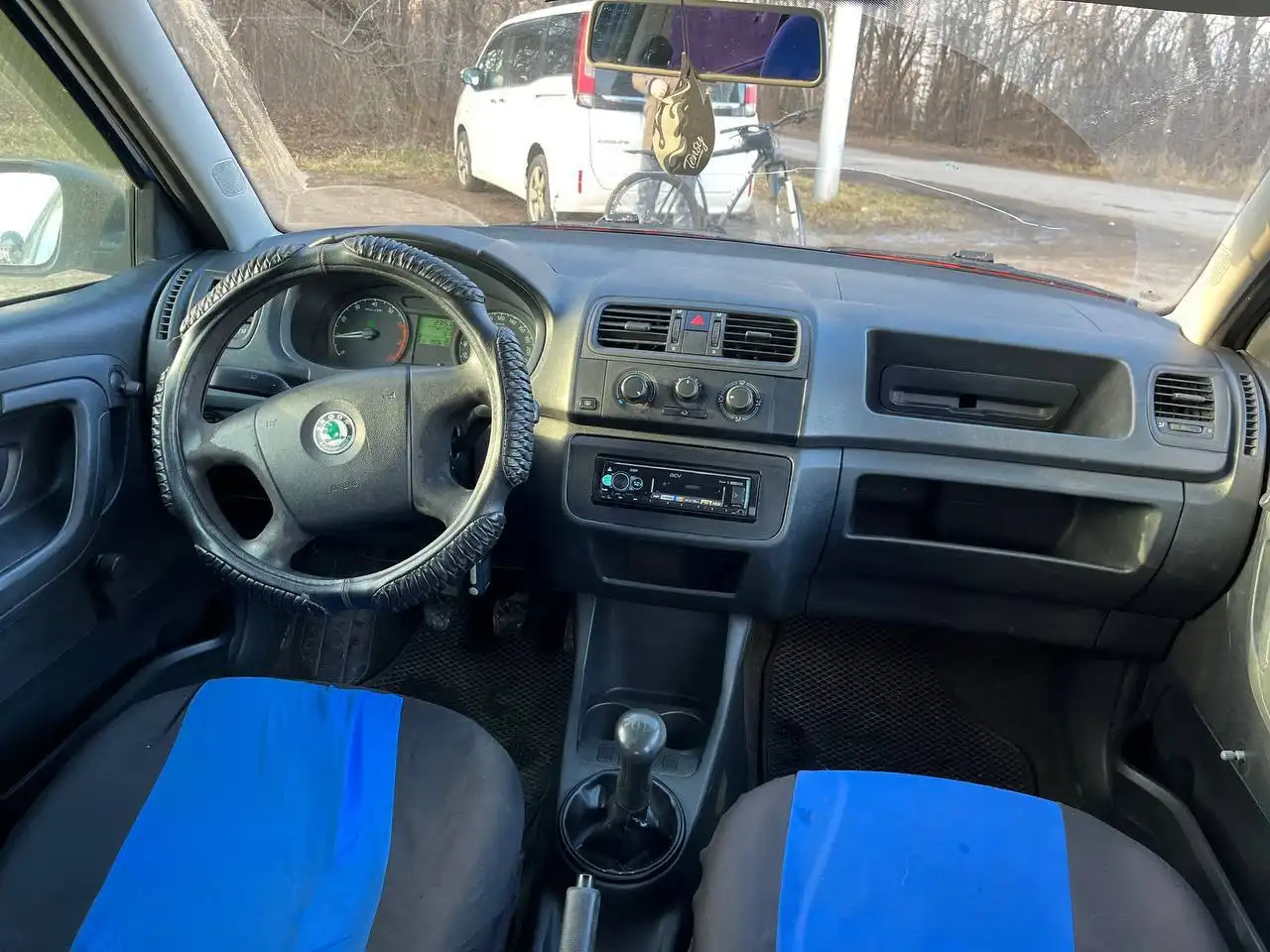 Продажа Фабии 2007 года с двигателем 1.2