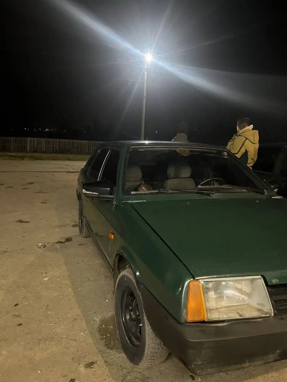 ВАЗ 21099 1998 года с замененным двигателем