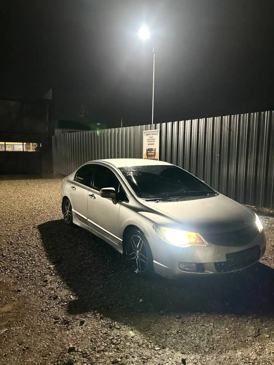 Продается Honda Civic 2008 года выпуска 1.8 автомат