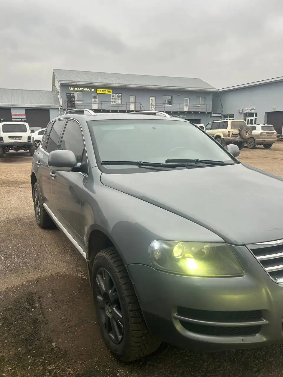 Продается Volkswagen Touareg 2006г.в 2.5 TDI