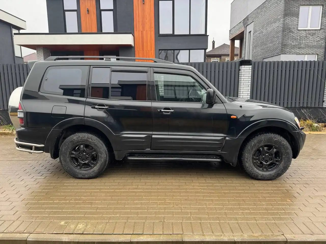 Продажа Mitsubishi Pajero III в максимальной комплектации