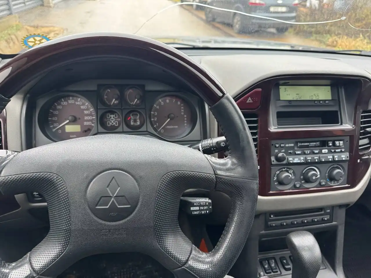 Продажа Mitsubishi Pajero III в максимальной комплектации