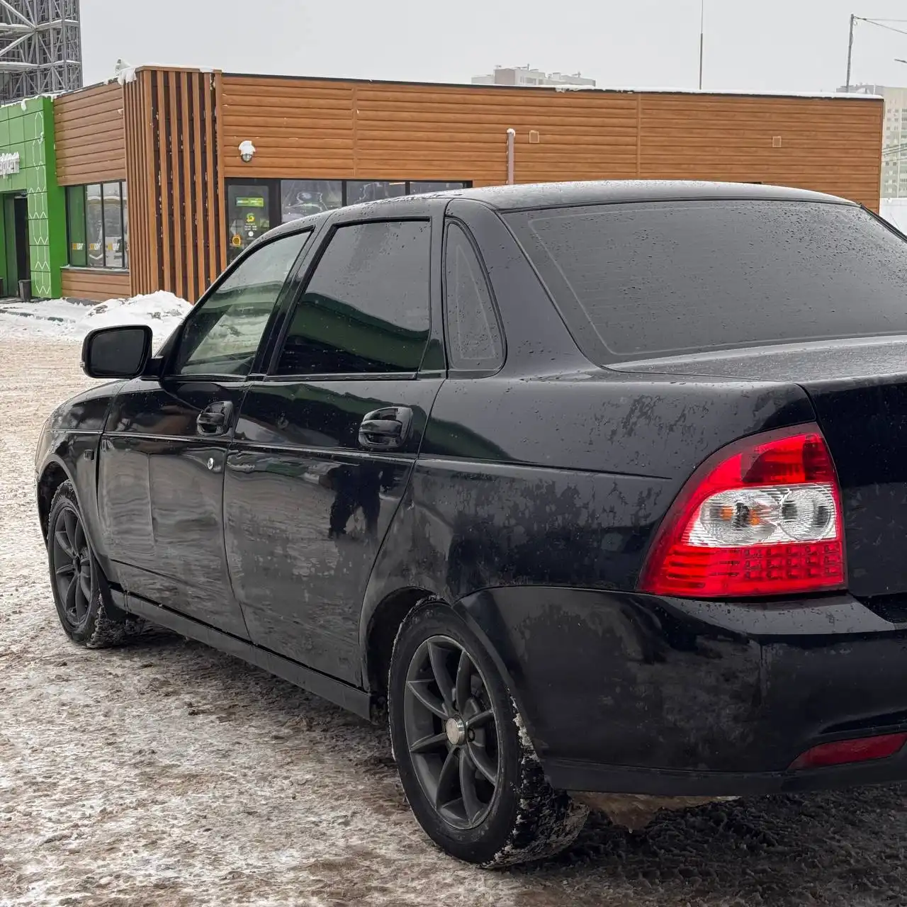 Продается автомобиль Mercedes-Benz W124 2011 года с двигателем 16 клапанов после капремонта