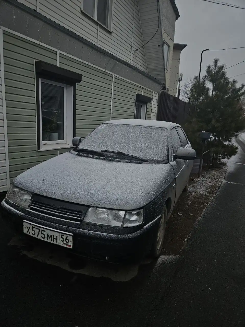 Продажа ВАЗ 2112 2002 года с доработками и запчастями