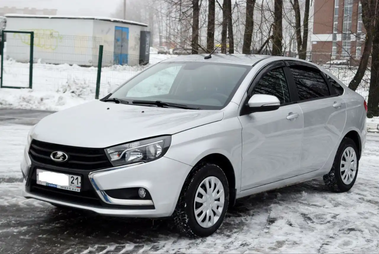 Lada VESTA 2021 год в отличном состоянии