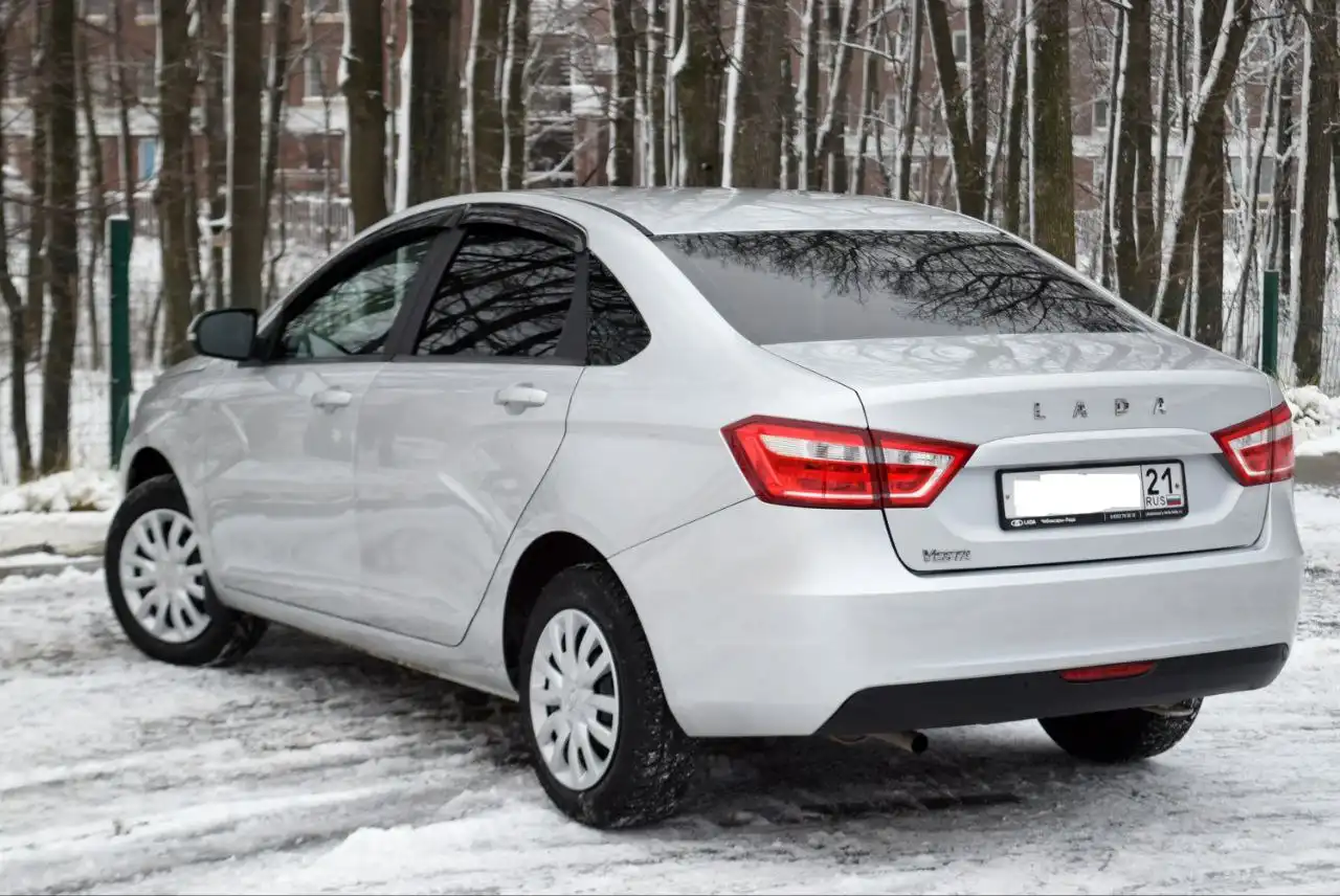 Lada VESTA 2021 год в отличном состоянии