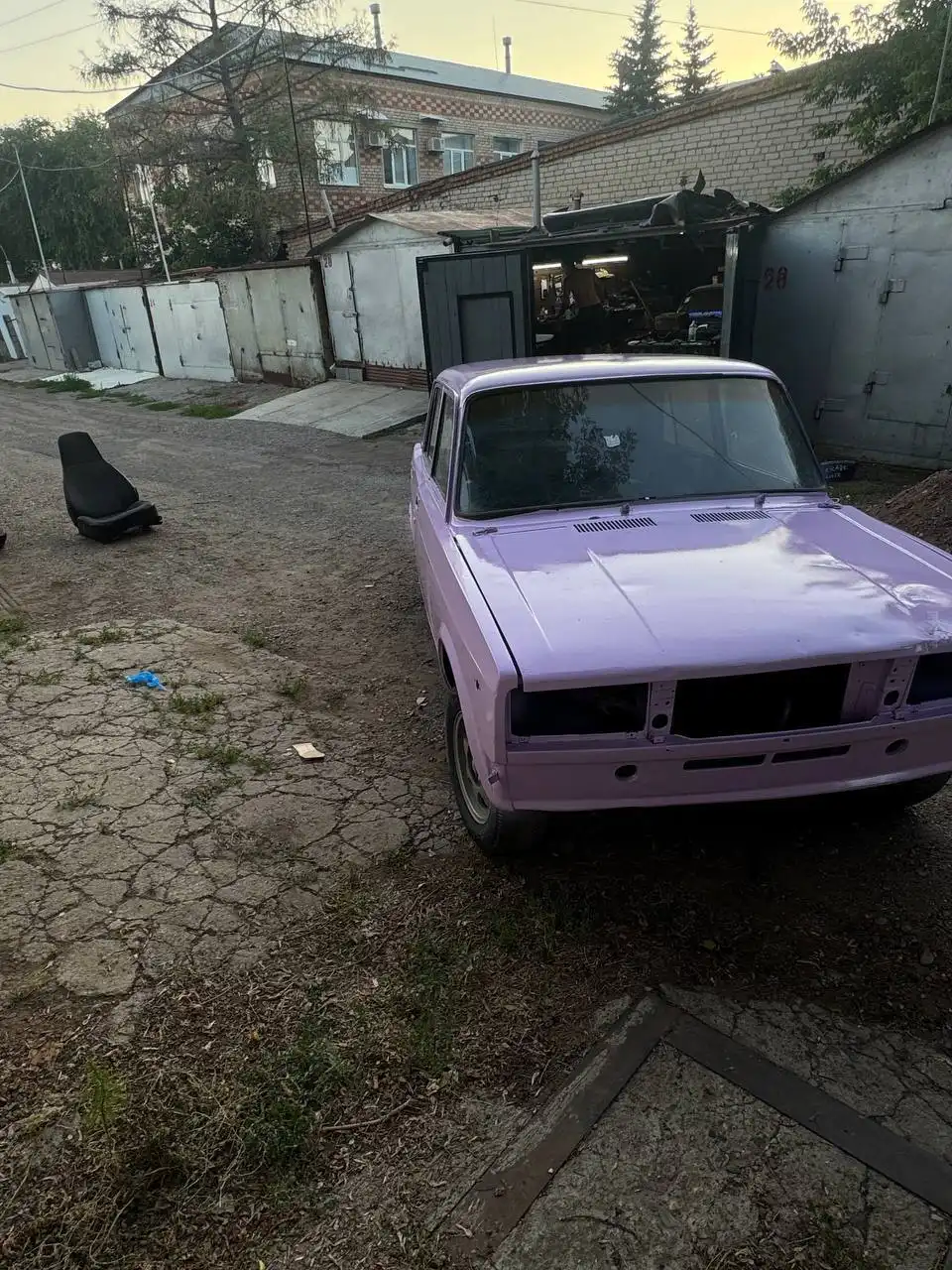 ВАЗ 2107 2003 года с модификациями для дрифта