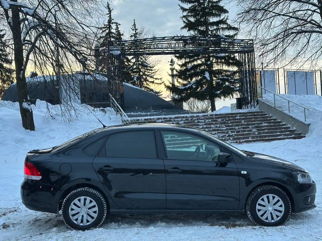 Volkswagen Polo 2011 автомат 1.6 - Легковые автомобили (Авто) в Уфа