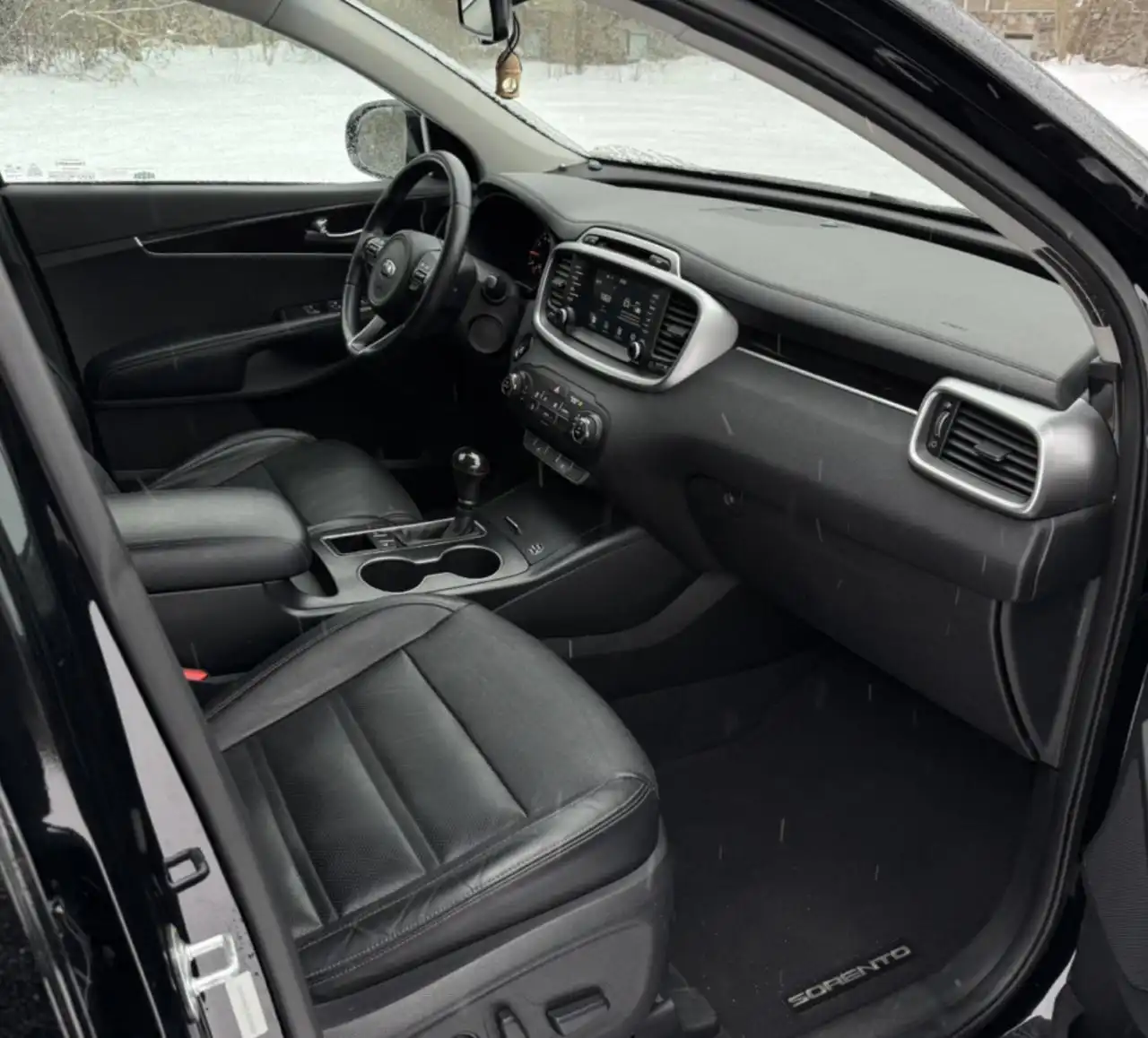 Продам Kia Sorento 2018 года 2.4 литра с пробегом 99 тыс. км - Внедорожники/кроссоверы (Авто) в Уфа