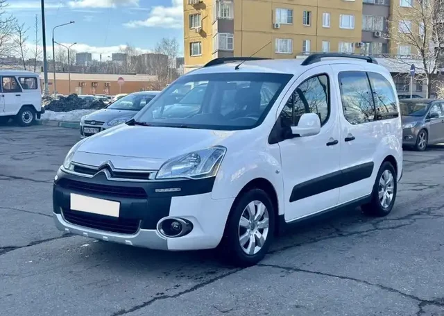 Citroen Berlingo 2 поколение 2013 года - Легковые автомобили в Заречный