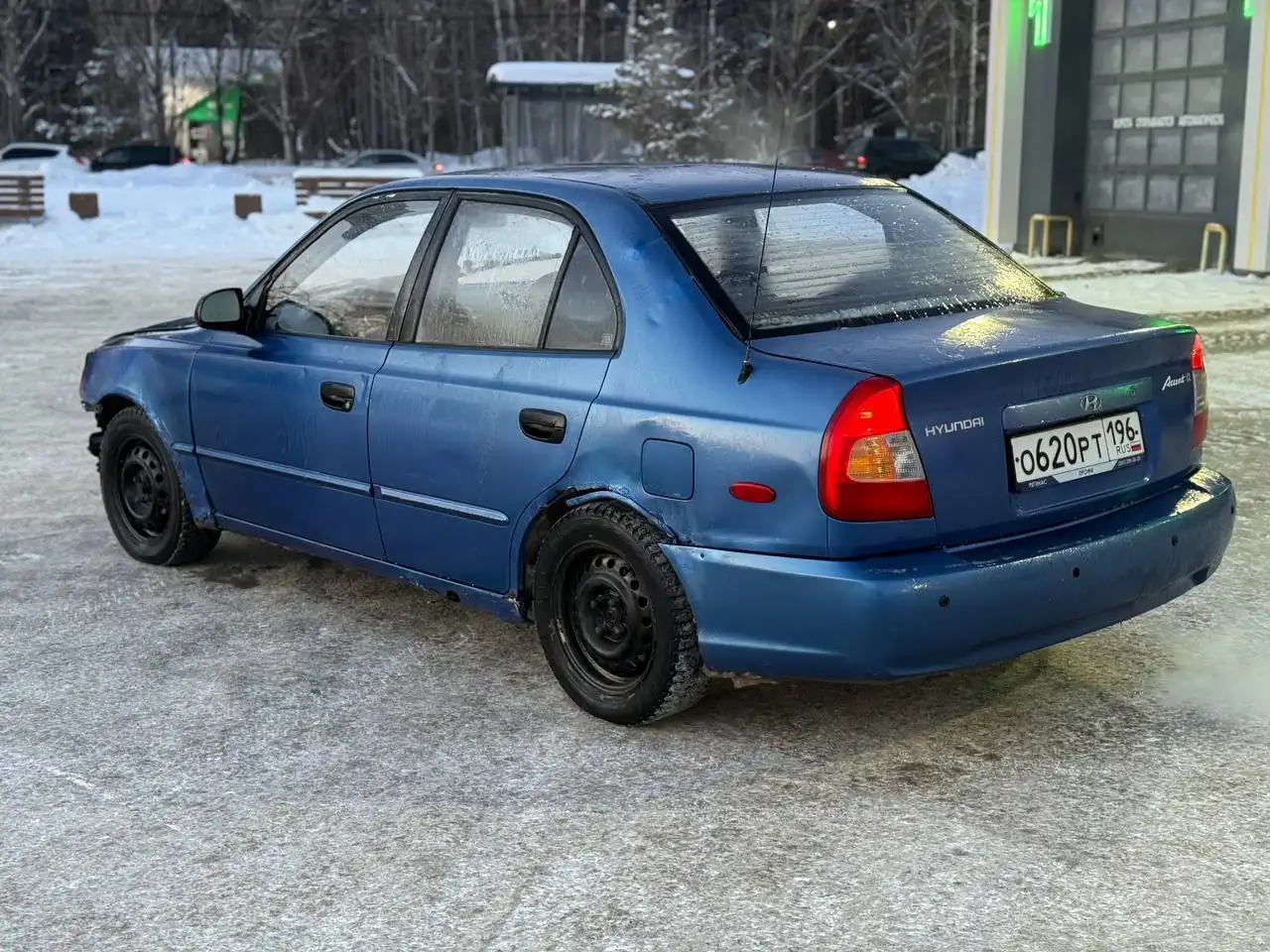 Hyundai Accent GL 2000 года, редкий синий цвет - Легковые автомобили (Авто) в Екатеринбург