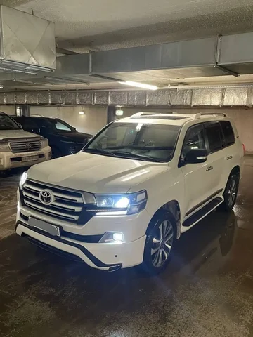 Продажа Toyota Land Cruiser 200 2015 года - частное объявление в Чехов
