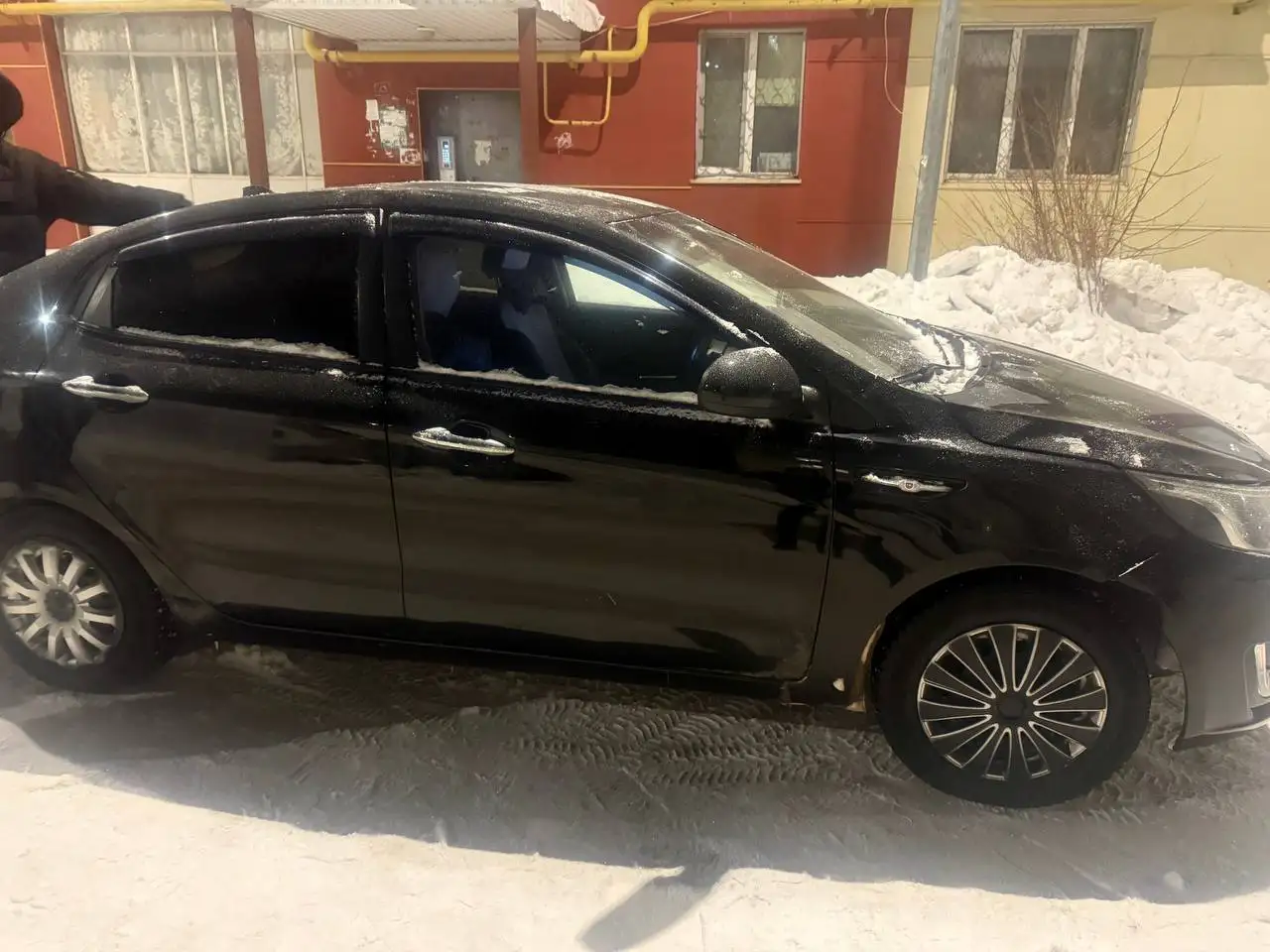 Kia Rio III 1.6 2014 года - Легковые автомобили (Авто) в Лениногорск