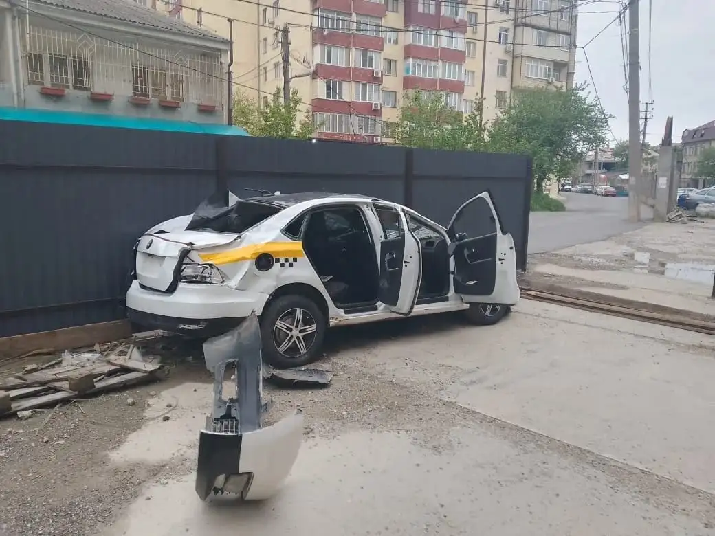 Volkswagen Polo 2020 после ДТП - Легковые автомобили (Авто) в Махачкала