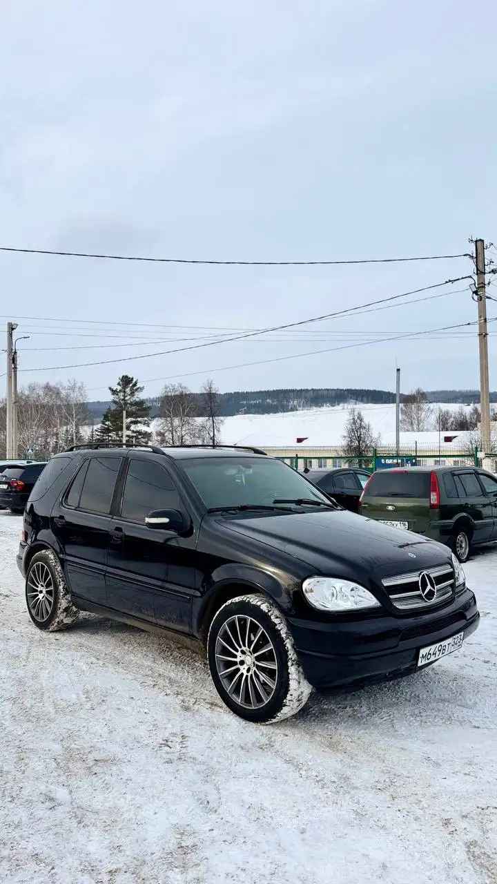 Mercedes-Benz ML320 2002 года - Внедорожники/кроссоверы (Авто) в Уфа