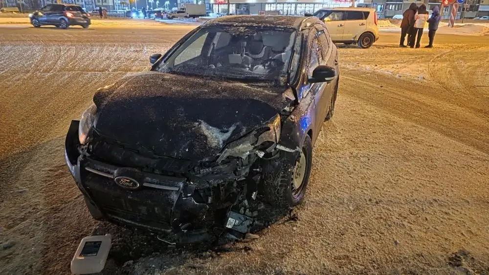 Ford Focus 3 поколение 2013 года после ДТП - Легковые автомобили (Авто) в Калуга