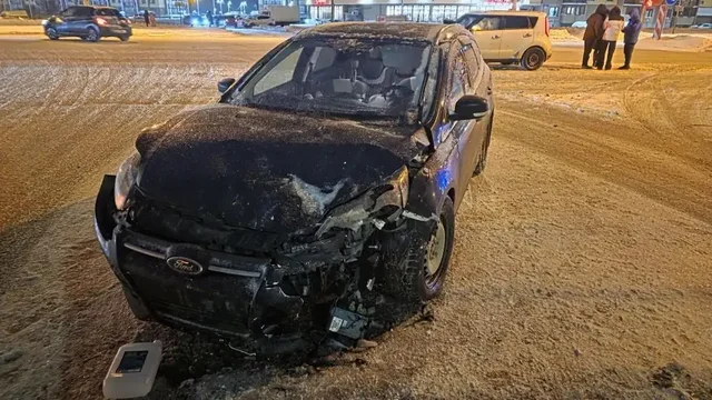 Ford Focus 3 поколение 2013 года после ДТП - частное объявление в Калуга