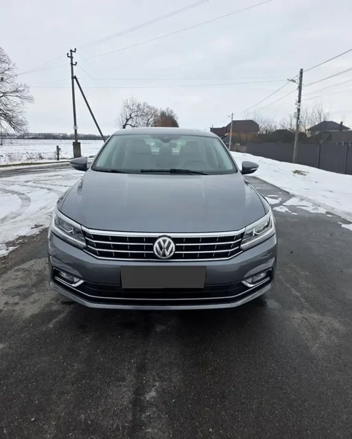 Volkswagen Passat 2018 - Грузовики и фургоны в Уфа
