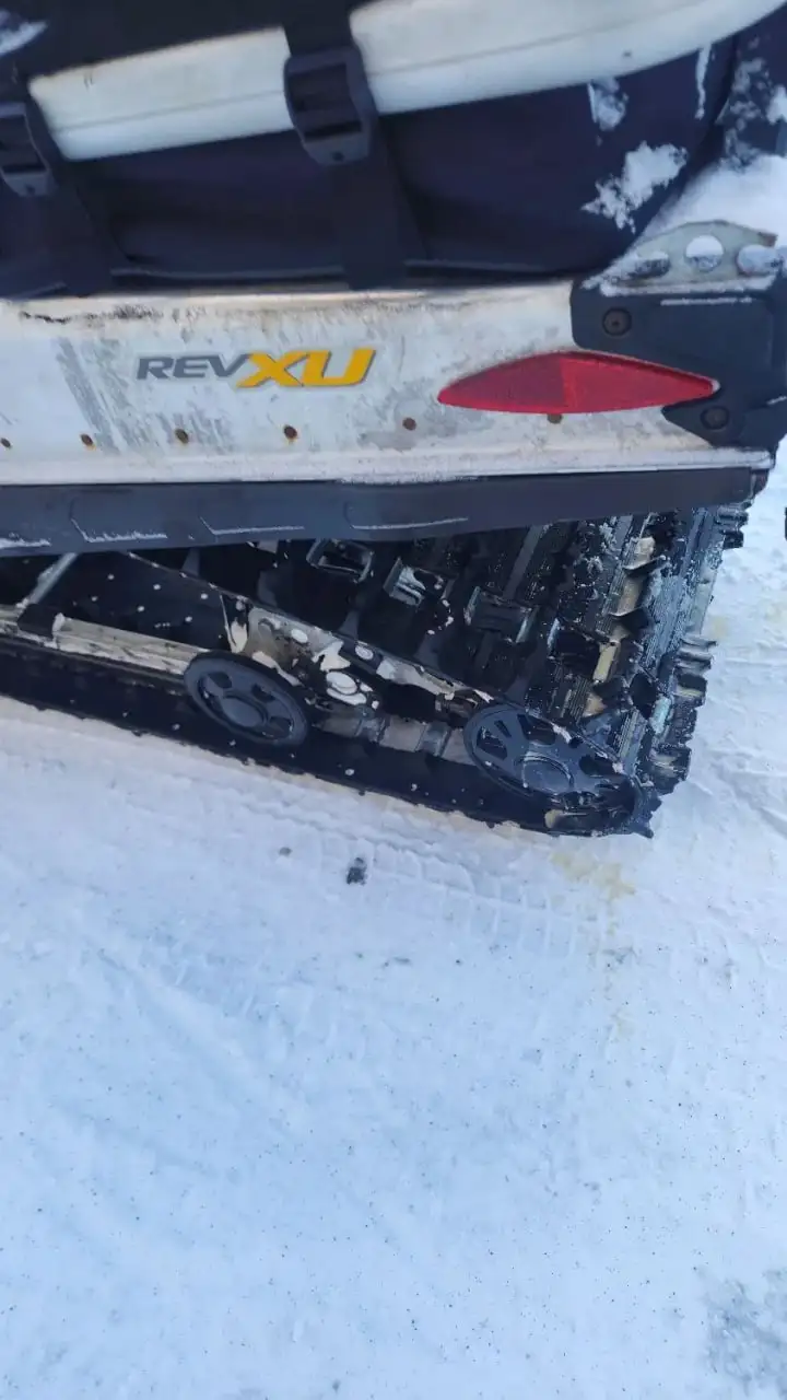 Продажа снегохода Ski-doo Skandic 2011 года - Снегоходы (Хобби и отдых) в Ловозеро