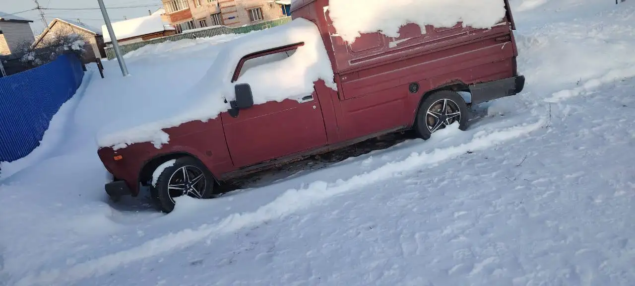 Автомобиль 2007 года с инжектором, нужна замена бензонасоса - Авто в Дюртюли