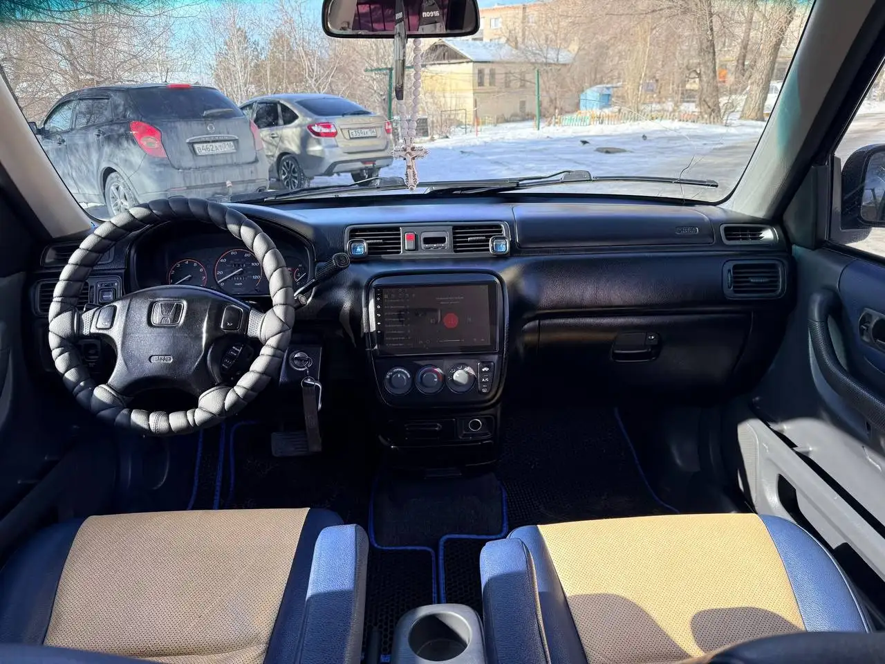 Продам автомобиль 2.0 автомат 2000 года выпуска - Авто в Уфа