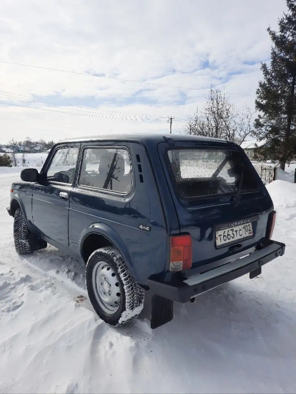 Продается Нива 2011 года выпуска - Авто в Чекмагуш