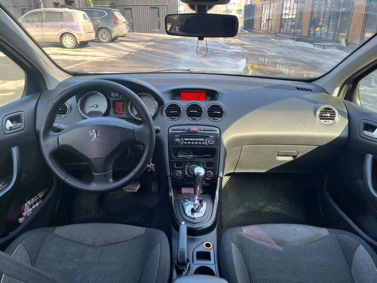 Продажа Peugeot 308 2008 года выпуска - Легковые автомобили (Авто) в Уфа