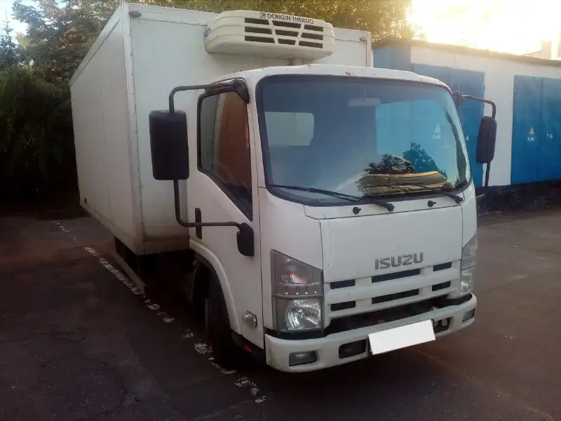 Продажа рефрижератора Isuzu 2015 года - Грузовики (Авто) в Москва