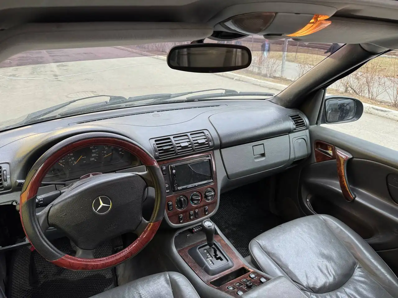 Mercedes M W163 1999 года выпуска - Внедорожники (Авто) в Уфа