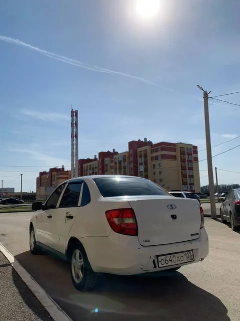 Продажа автомобиля 2012 года с кондиционером - Прицепы в Уфа