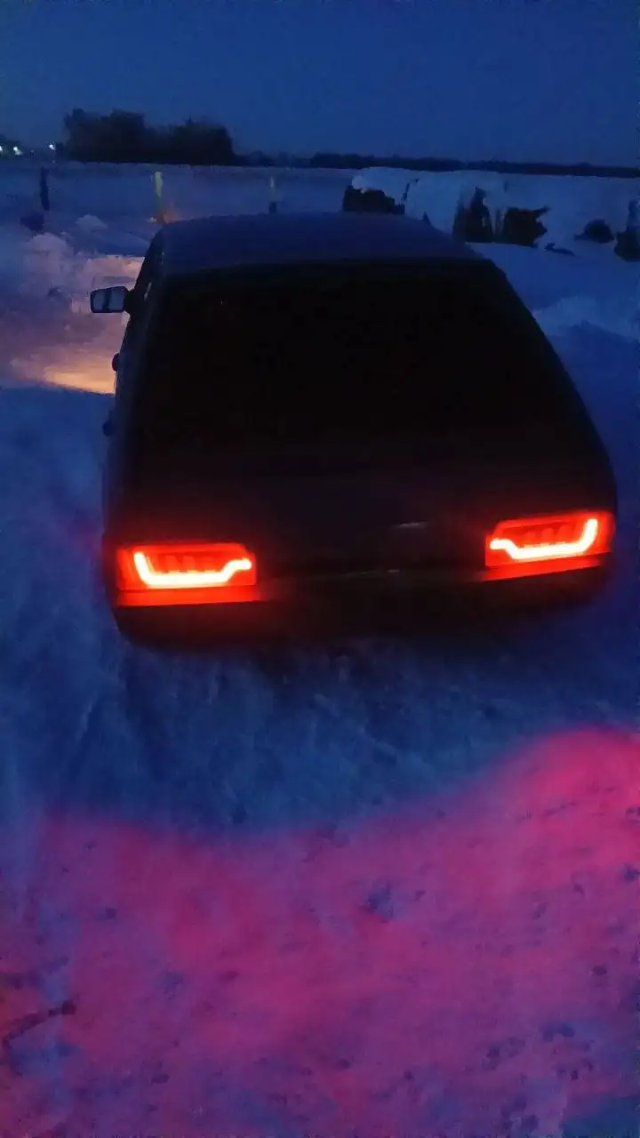 ВАЗ 2109 карбюратор, мотор коробка четко заводится, новый стартер - Легковые автомобили (Авто) в Гафурийский район, деревня Белое Озеро