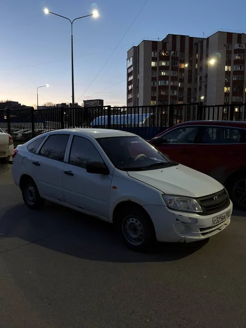 Продажа Лада Гранта 2014 года - Прицепы в Уфа