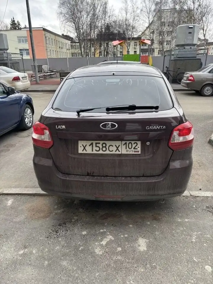 Продажа автомобиля Лифтбек 2015 года - Легковые автомобили (Авто) в Уфа