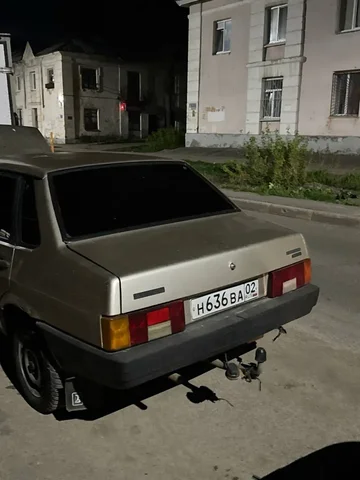 Lada Priora 99 на зеркалках с блютуз музыкой с фаркопом - Автозвук в Уфа