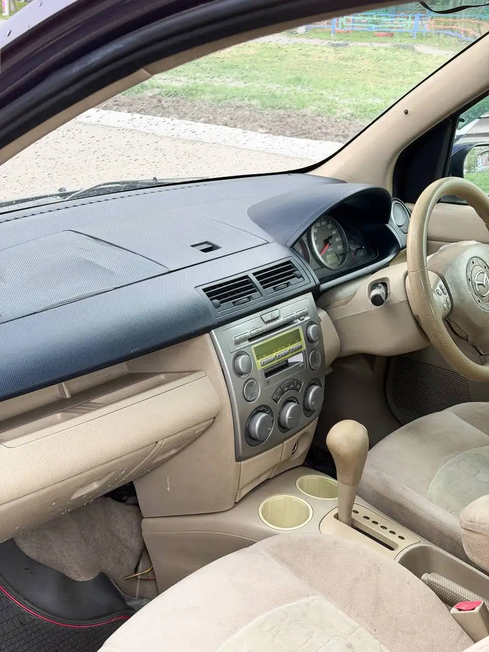 Mazda Demio 2002 1.4 AT - Легковые автомобили (Авто) в Екатеринбург