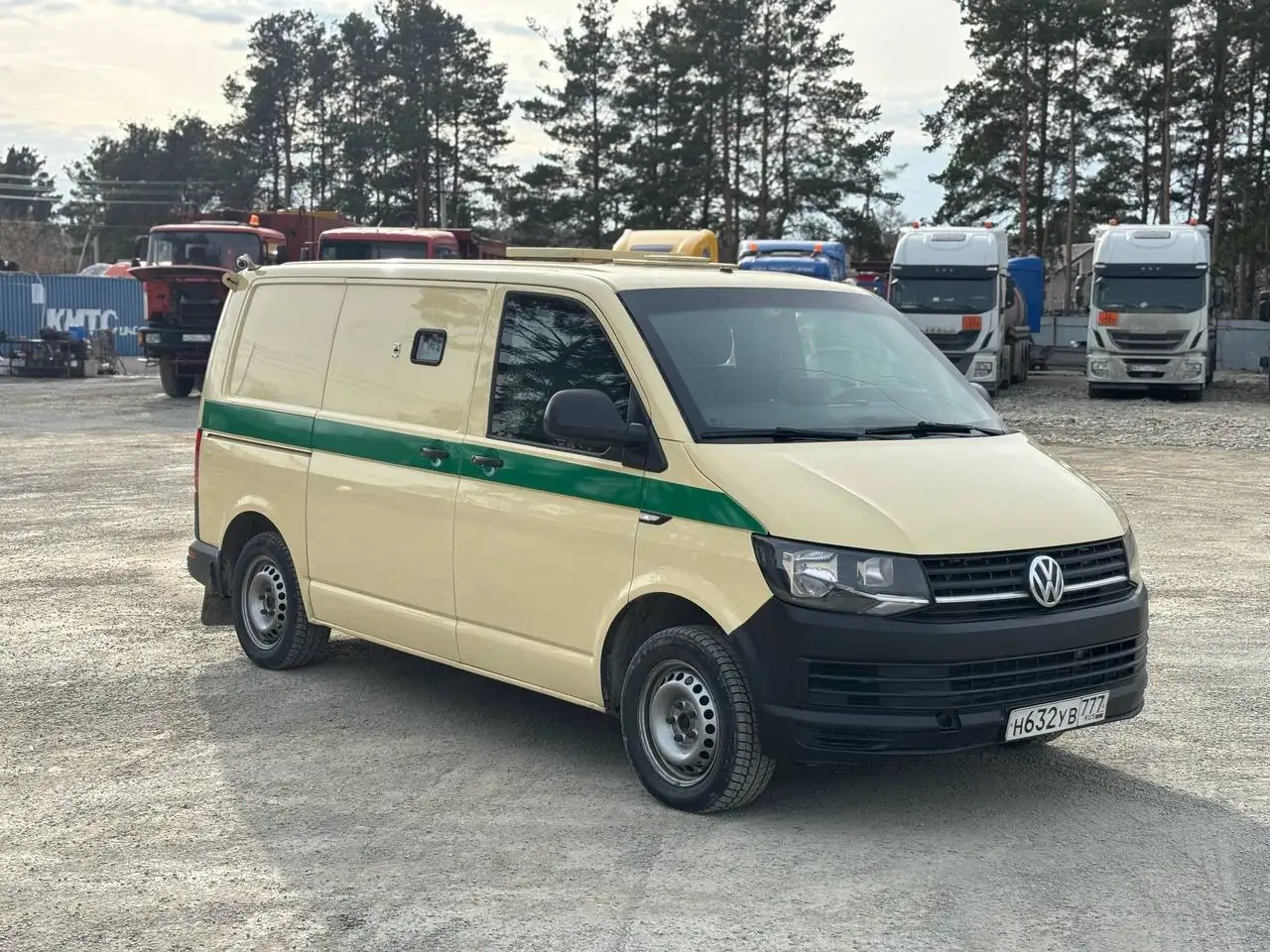 Продажа броневика Volkswagen - Volkswagen (Авто) в Екатеринбург