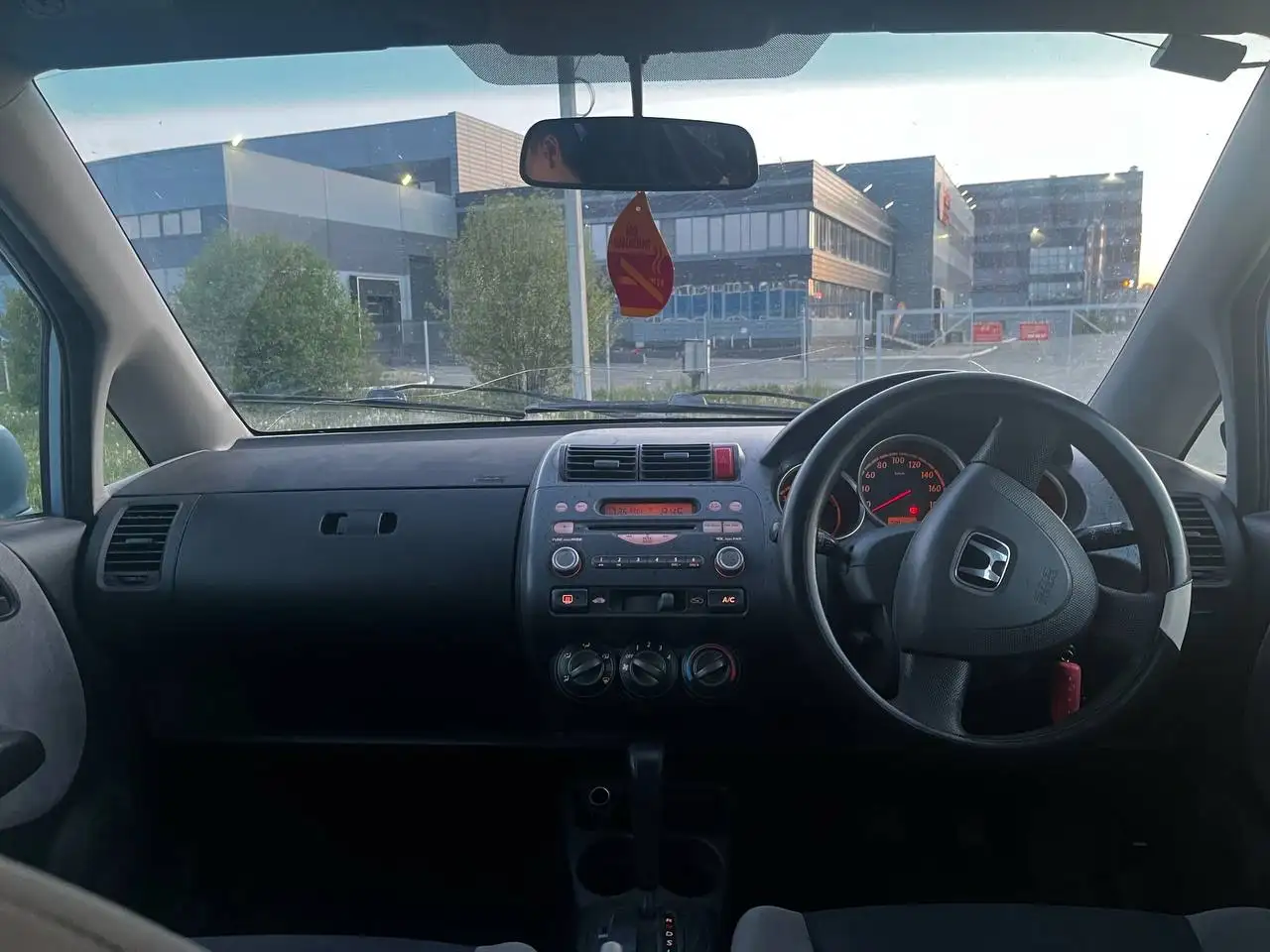 HONDA FIT 2003 - Авто в Екатеринбург