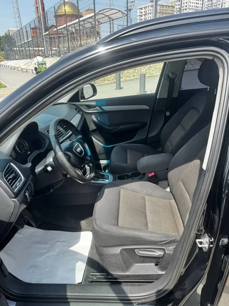 Audi Q3 quattro 2.0 170лс 2012 - Легковые автомобили (Авто) в Уфа