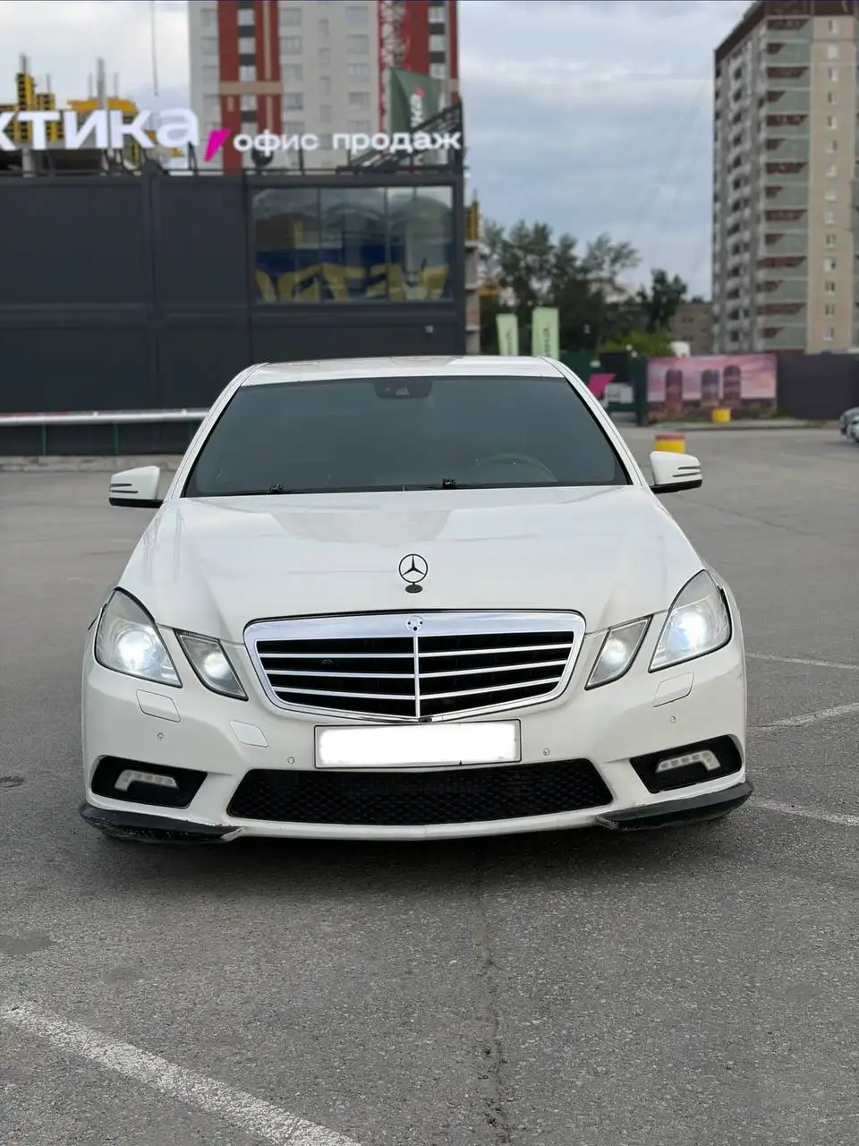 MERCEDES E-KLASSE 2010 - Легковые автомобили (Авто) в Екатеринбург